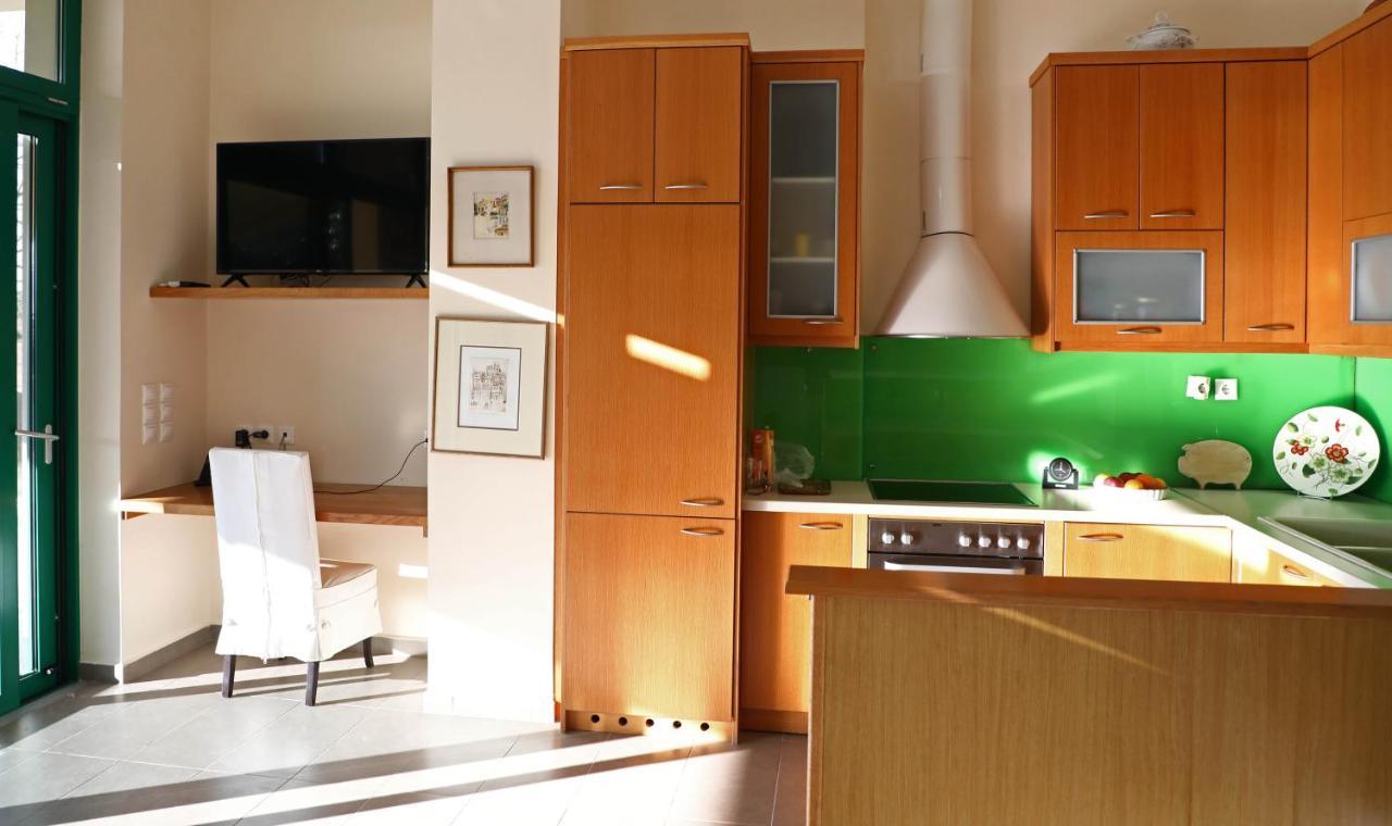 Eucalyptus Villa Aegina Екстериор снимка